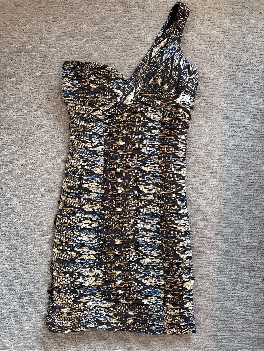 Laundry by Shelli Segal One-Shoulder Printed Bodycon Dress in Black & Cream